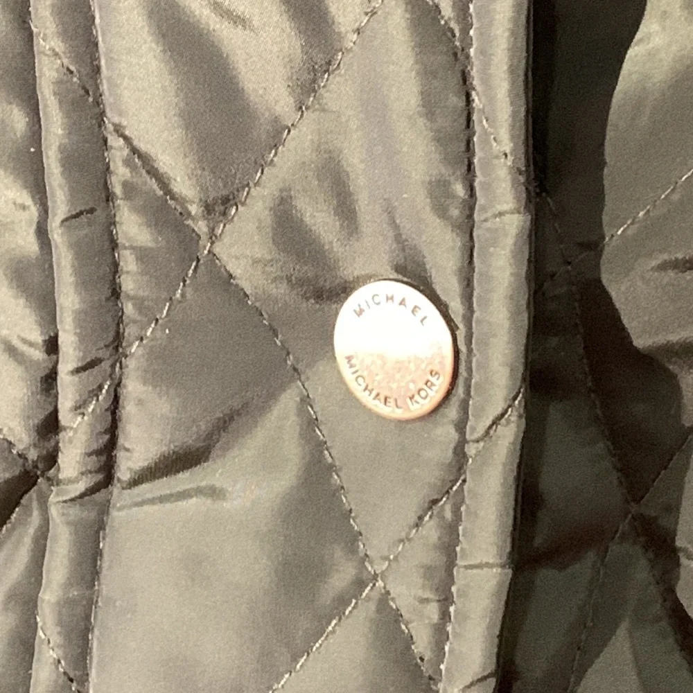 MICHAEL KORS Women's Quilted Jacket Size M. Olive Green Faux Fur Sherpa … - Picture 3 of 11